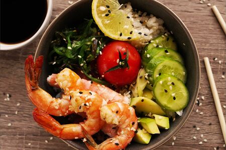 Поке с креветками