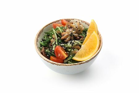 Салат осьминожки и чука