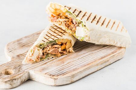Шаурма греческая с курицей