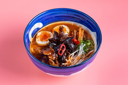 Фирменный острый рамен Бинсу