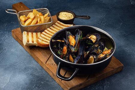 Мидии в соусе Кампус Премиум