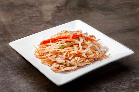 Салат из сои