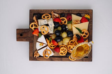 Сырная тарелка по-европейски