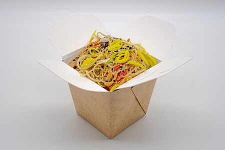 Рамен с грибами в сливочном соусе