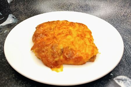 Эскалоп с грибами под сырной шапкой