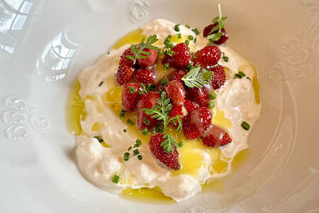 Страчателла с земляникой