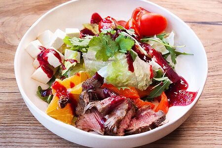 Боул с ростбифом