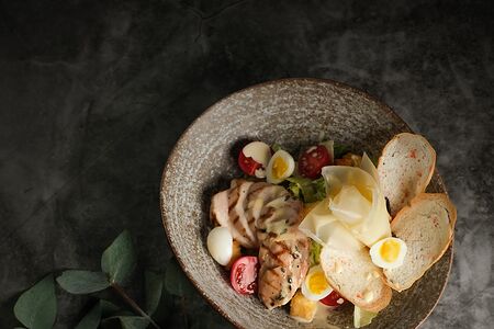 Салат Цезарь