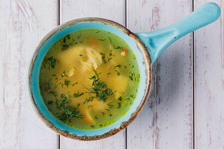 Куринный суп с лапшой