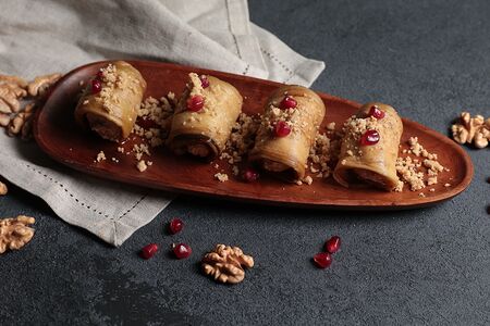 Рулетики из баклажанов