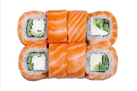 Ролл Филадельфия с огурцом