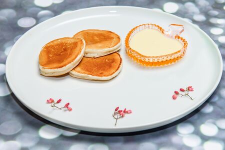 Оладьи со сгущенным молоком