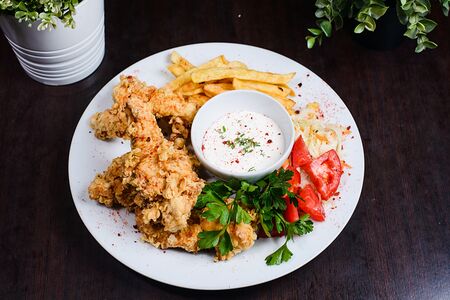 Креспи на тарелке