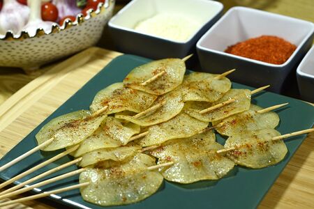 Картофельные чипсы