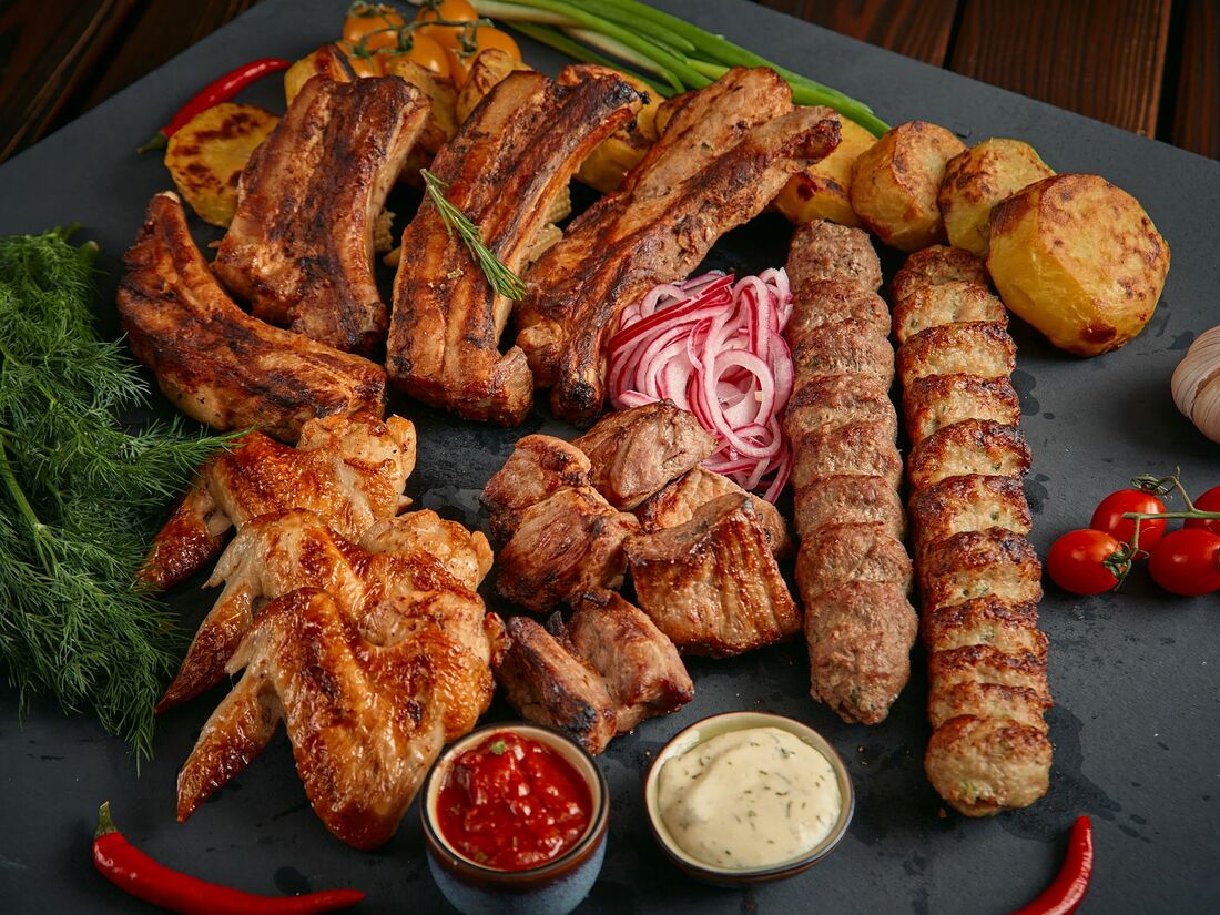 Шашлычный двор