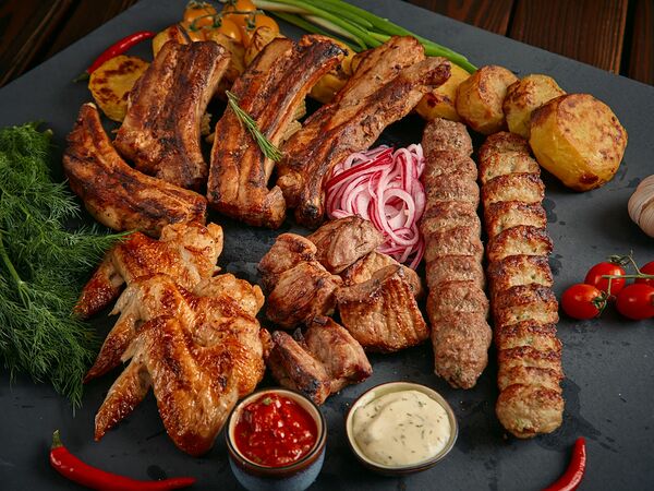 Шашлычный двор