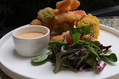 Креветка темпура с овощами