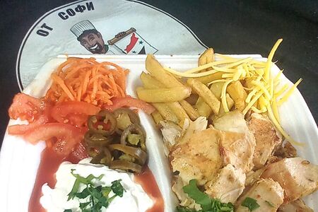 Шаурма на тарелке