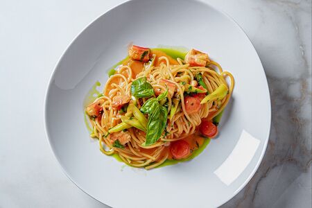 Спагетти с крабом