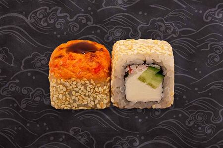 Спайси запечённый лосось с крабом