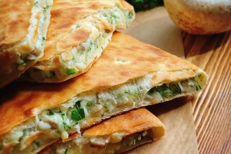 Пирог с картошкой и грибами