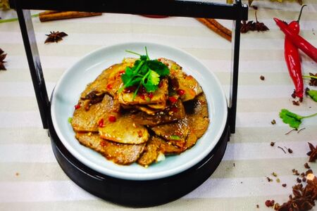 Говядина в пикантном соусе