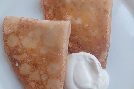 Блины со сметаной