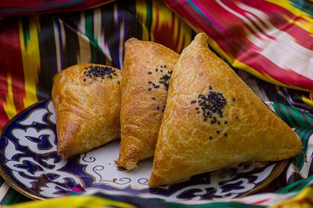 Самса слоеная