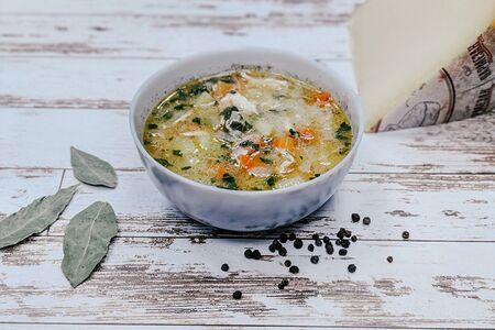 Сырный суп с курицей