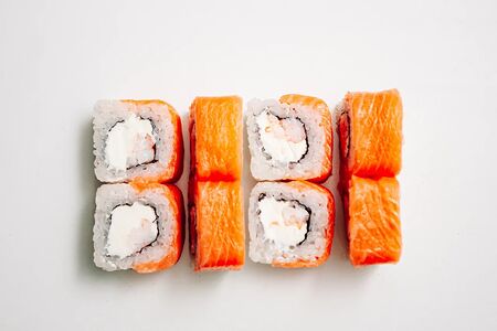 Ролл Фила с креветкой