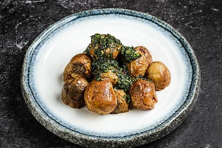 Молодой беби картофель