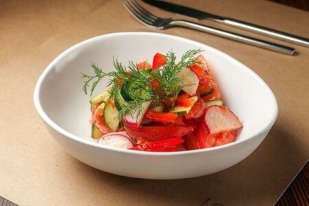 Детский салат овощной с маслом