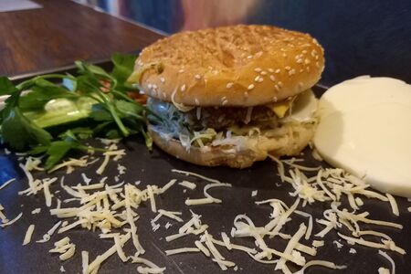 Бургер Мистер Cыр