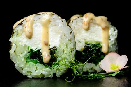 Футомаки с чукой