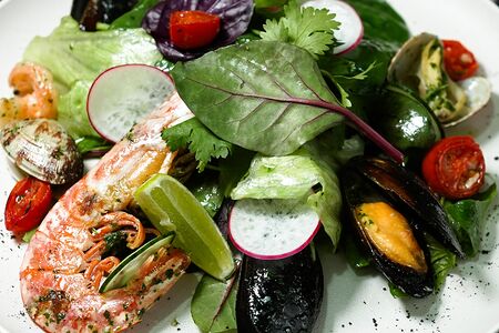 С морепродуктами