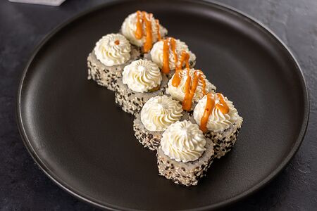 Креветка в кунжуте