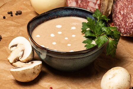 Крем-суп грибной