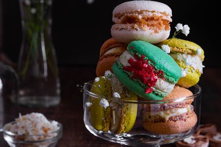 Десерт Макаронс