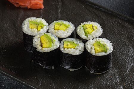 Мини ролл Авокадо