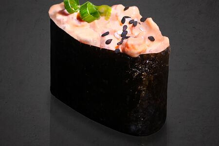 Гункан с морским окунем