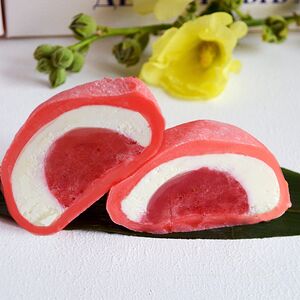 Моти клубника