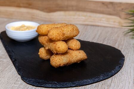 Сырные палочки