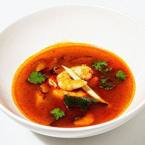 Том ям с креветками