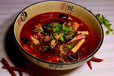 Острые тушеные морепродукты