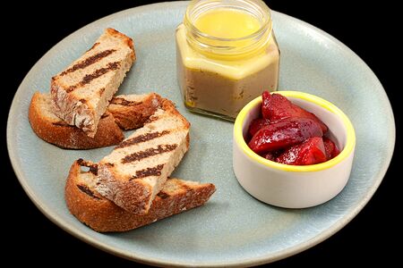 Паштет из утки с фуагра с компоте из слив