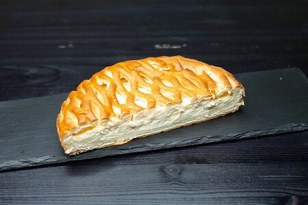 1/2 пирога с творогом