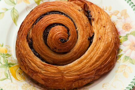 Улитка с маком