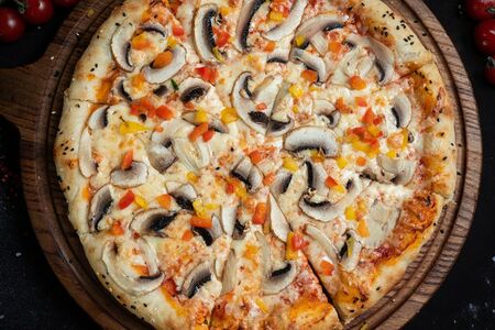 Пицца Грибная