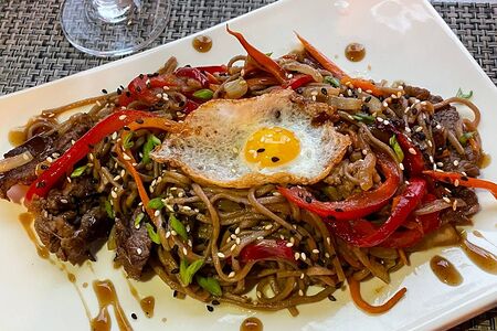 Соба с говядиной