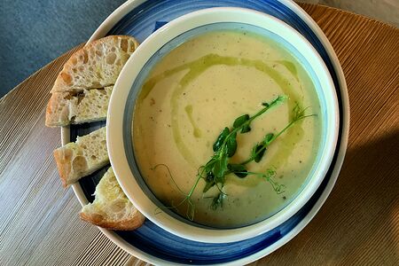 Сырный суп с камамбером